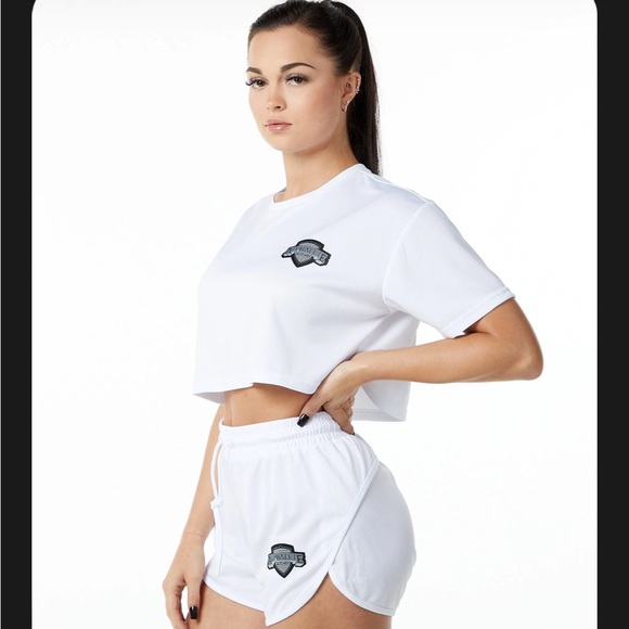 Varsity Crop - Picture 3 of 4